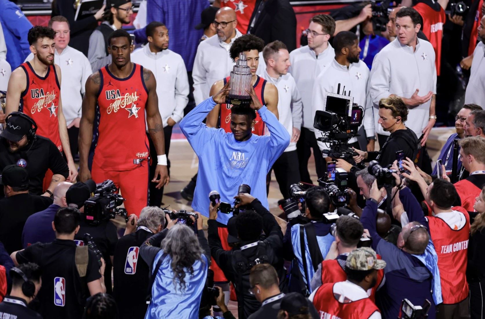 官方：2026NBA全明星赛收视率创2011年以来新高，比去年高87%